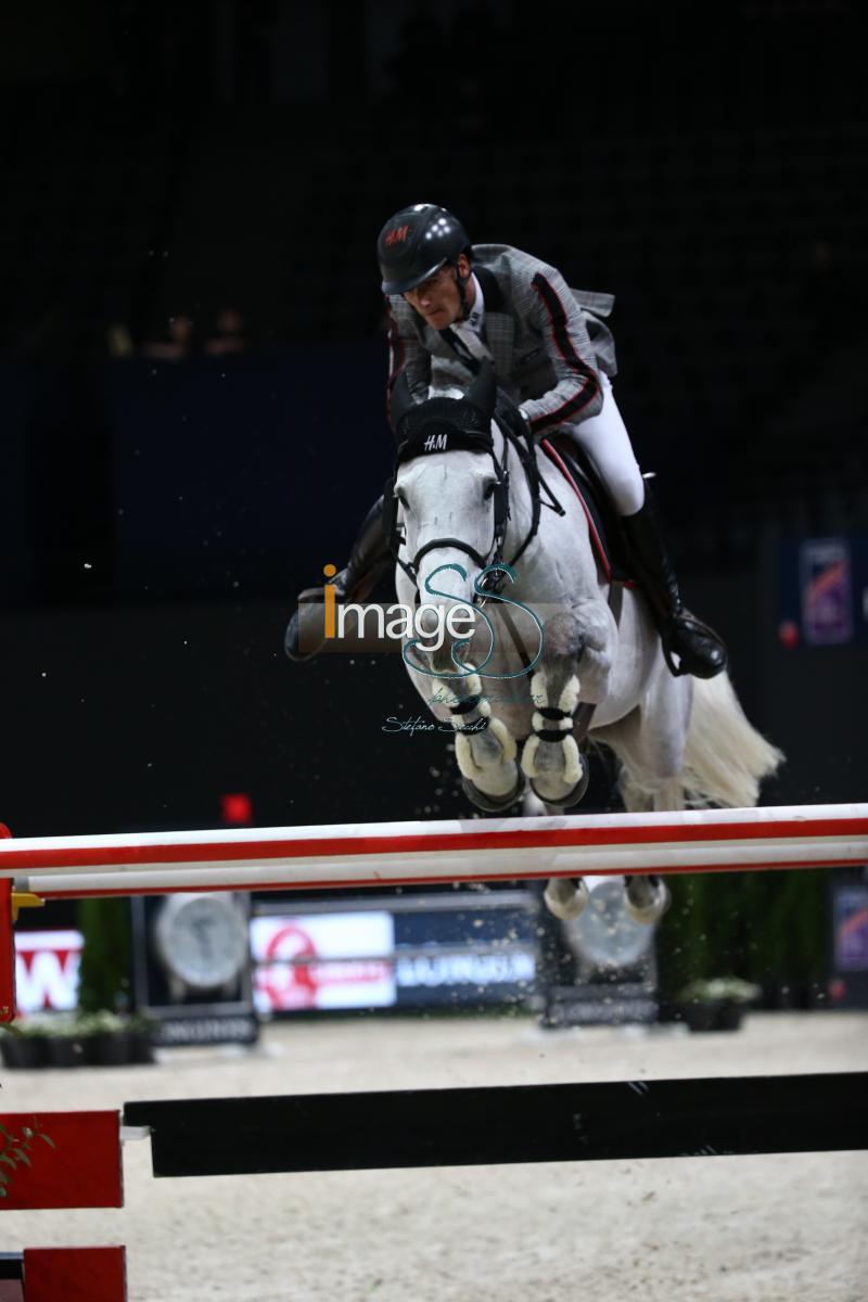 PHILIPPAERTS_Legend_Paris2018_SS7_2245.jpg